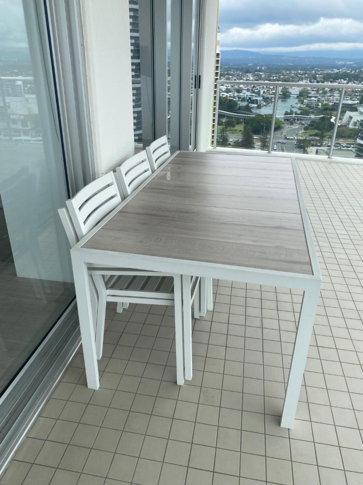 Air On Broadbeach - Stunning Ocean Views! Голд-Кост Экстерьер фото